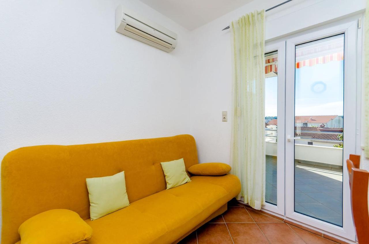 Apartments Palm Tree Trogir Eksteriør billede