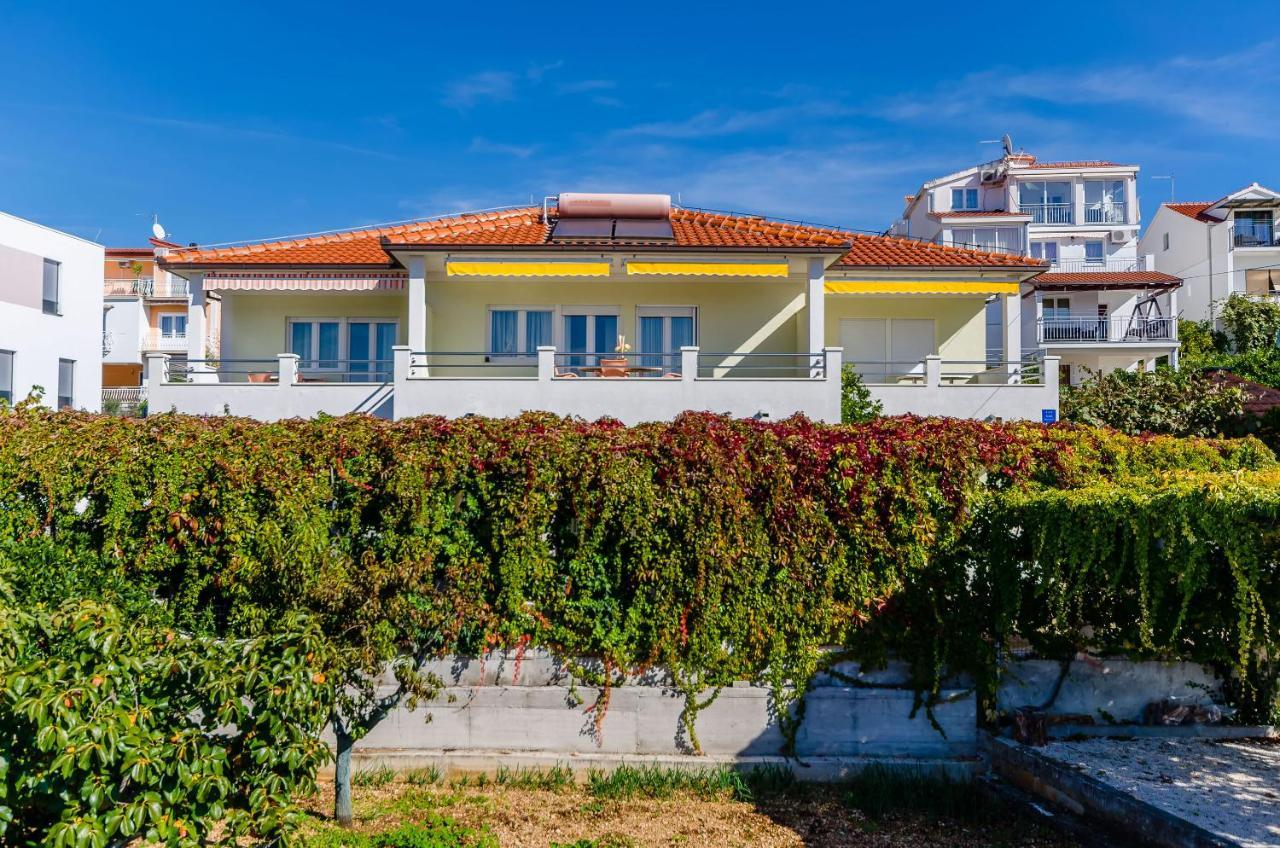 Apartments Palm Tree Trogir Eksteriør billede